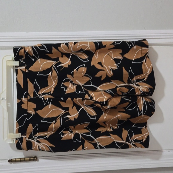 Pull on Bermurda shorts by Isaacmizrahi live - Picture 7 of 8